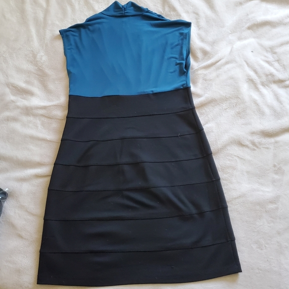 Teal and black Dress - Picture 2 of 3